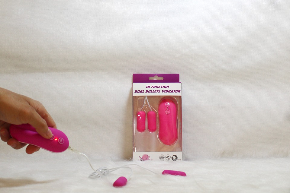 trung rung aphrodisia mini bullet sieu nho 10 che do 1